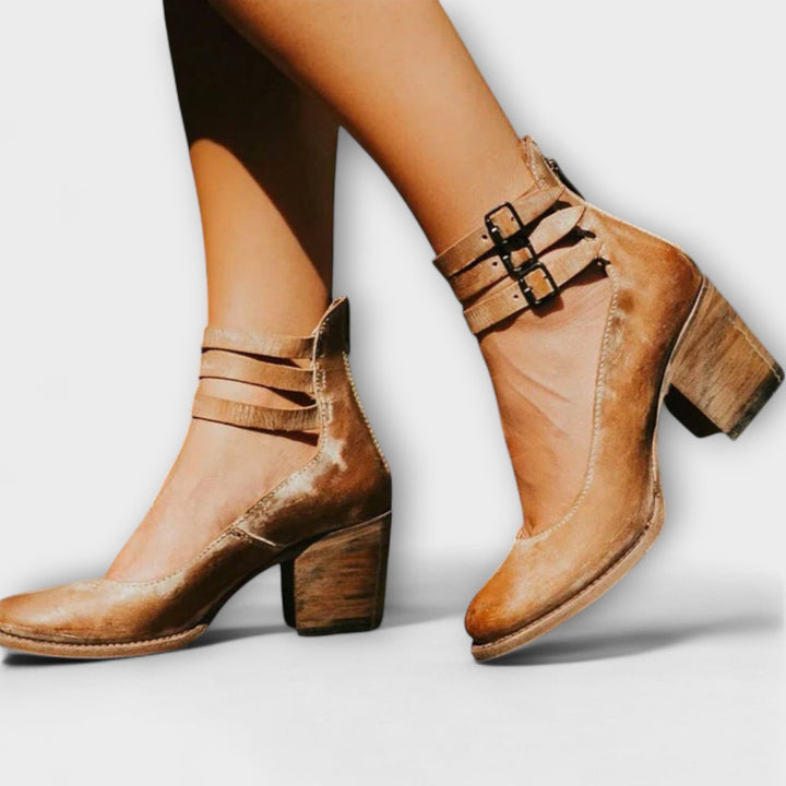 Bella - Bequemer und stilvoller orthopädischer Schuh