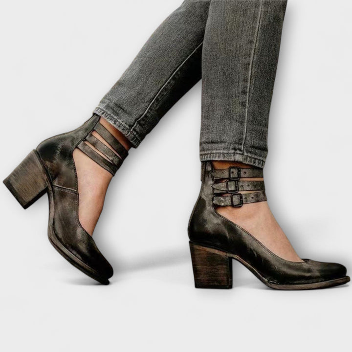 Bella - Bequemer und stilvoller orthopädischer Schuh